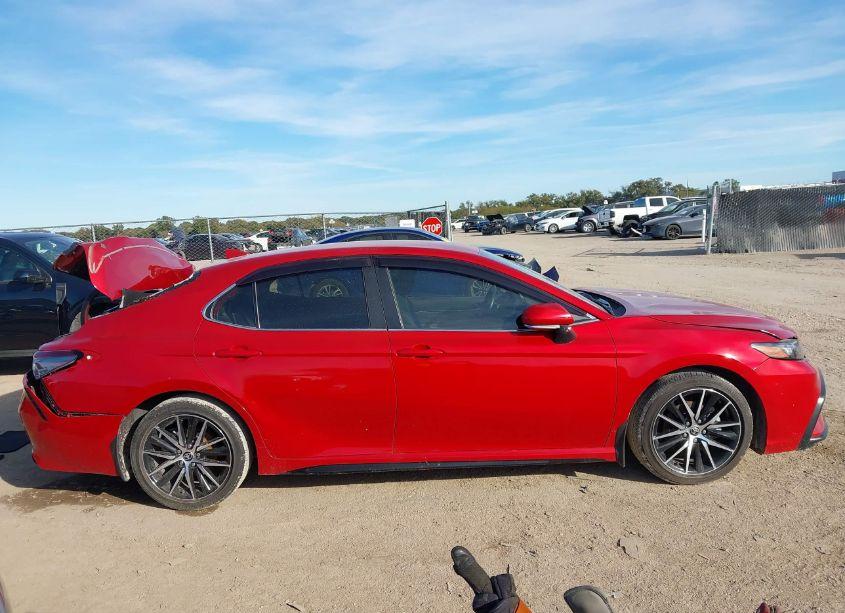 Photo 13 of 2022 Toyota Camry SE/SE NIGHTSHADE EDITION (VIN 4T1T11AK7NU011668)