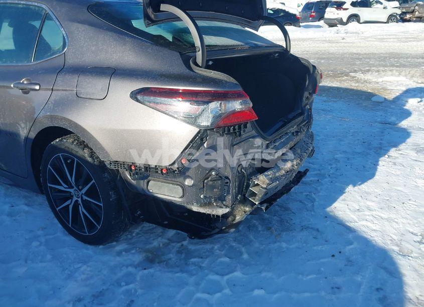 Photo 6 of 2022 Toyota Camry SE (VIN 4T1T11AK7NU690017)