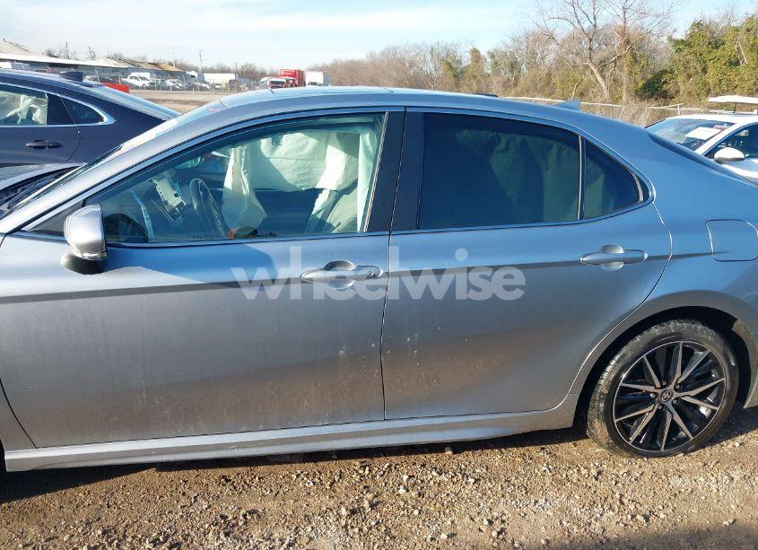 Photo 14 of 2024 Toyota Camry SE (VIN 4T1T11AK7RU866750)