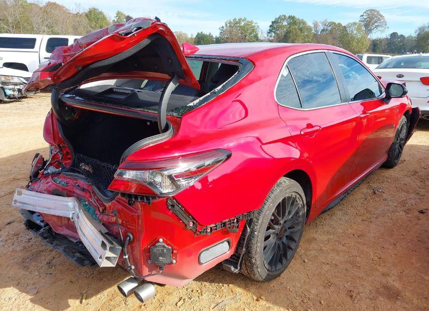 Photo 4 of 2022 Toyota Camry SE (VIN 4T1T11AK8NU040628)