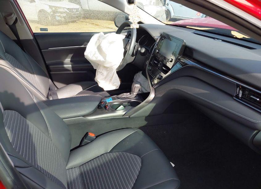 Photo 5 of 2022 Toyota Camry SE (VIN 4T1T11AK8NU040628)