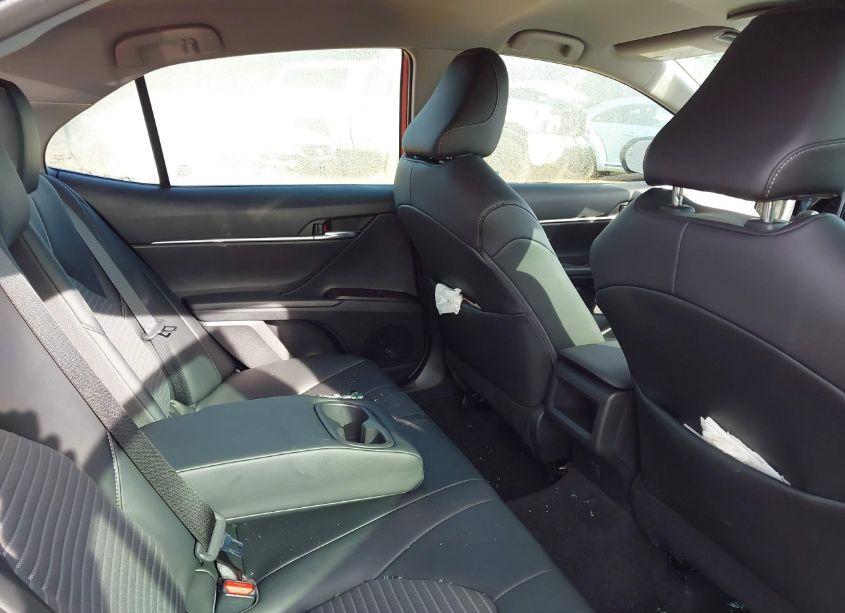 Photo 8 of 2022 Toyota Camry SE (VIN 4T1T11AK8NU040628)