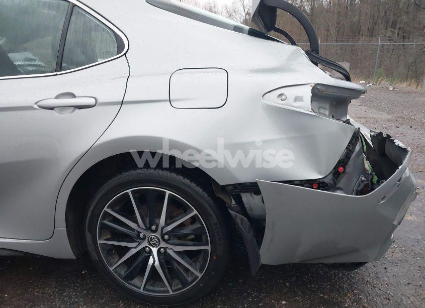 Photo 17 of 2022 Toyota Camry SE (VIN 4T1T11AK8NU679382)
