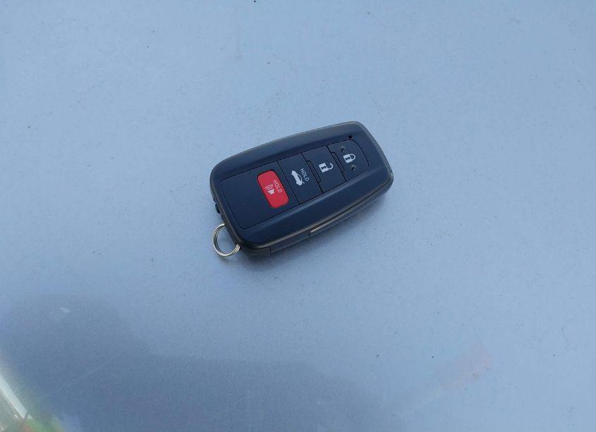 Photo 11 of 2022 Toyota Camry SE (VIN 4T1T11AK8NU687126)