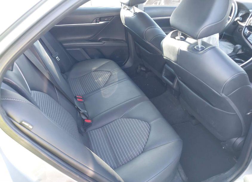Photo 8 of 2022 Toyota Camry SE (VIN 4T1T11AK8NU687126)
