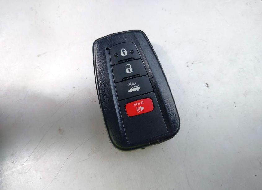 Photo 11 of 2022 Toyota Camry SE (VIN 4T1T11AK8NU689300)