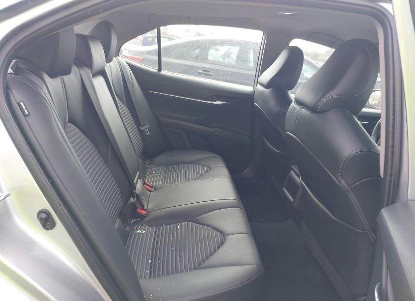 Photo 8 of 2022 Toyota Camry SE (VIN 4T1T11AK8NU689300)