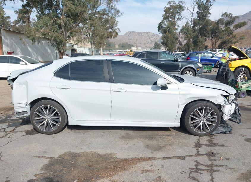 Photo 14 of 2023 Toyota Camry SE (VIN 4T1T11AK8PU136147)