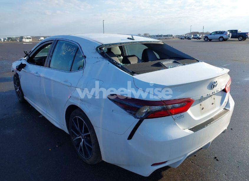 Photo 3 of 2023 Toyota Camry SE (VIN 4T1T11AK8PU724243)