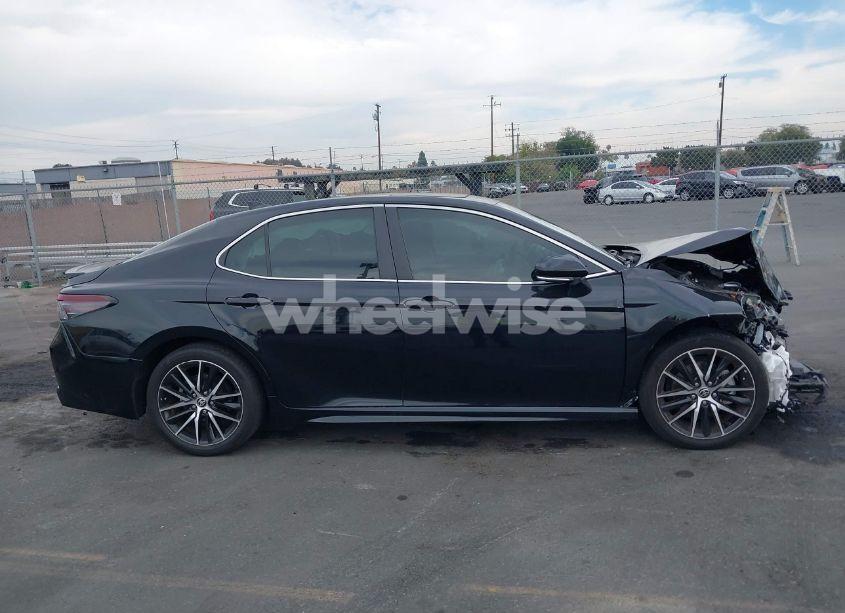 Photo 13 of 2023 Toyota Camry SE (VIN 4T1T11AK8PU762751)