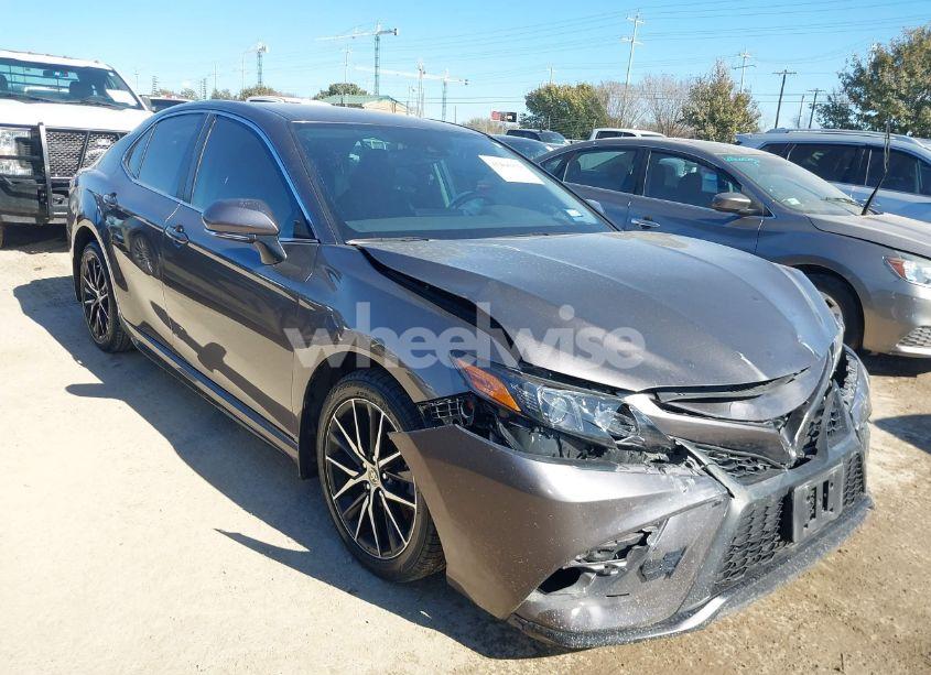 2023 Toyota Camry SE (VIN 4T1T11AK8PU782109) main photo