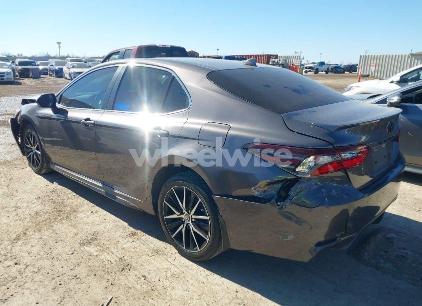 Photo 3 of 2023 Toyota Camry SE (VIN 4T1T11AK8PU782109)