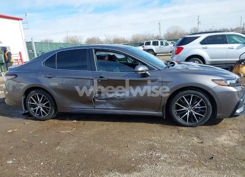 Photo 13 of 2023 Toyota Camry SE (VIN 4T1T11AK8PU785219)