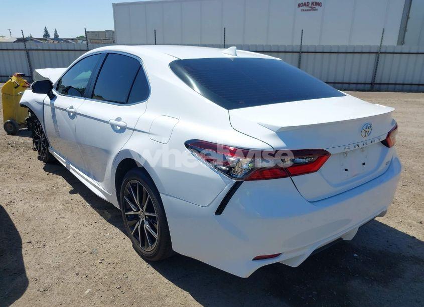 Photo 3 of 2024 Toyota Camry SE (VIN 4T1T11AK8RU855885)