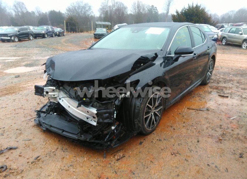 Photo 2 of 2024 Toyota Camry SE (VIN 4T1T11AK8RU862755)