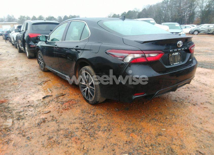 Photo 3 of 2024 Toyota Camry SE (VIN 4T1T11AK8RU862755)