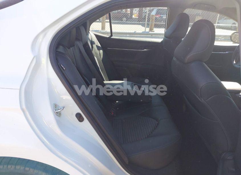 Photo 8 of 2021 Toyota Camry SE (VIN 4T1T11AK9MU482543)