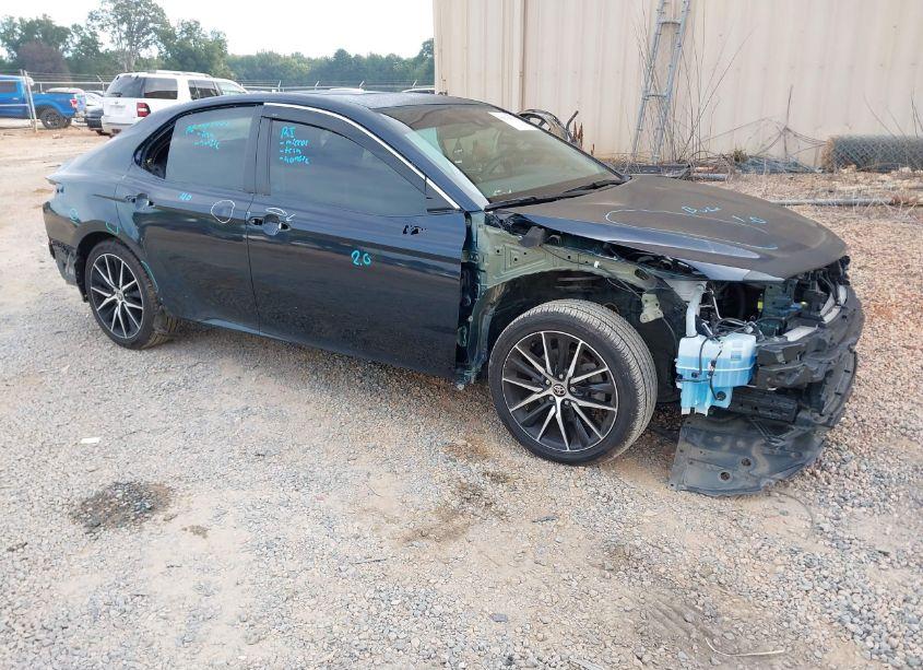 Photo 14 of 2021 Toyota Camry SE (VIN 4T1T11AK9MU607699)