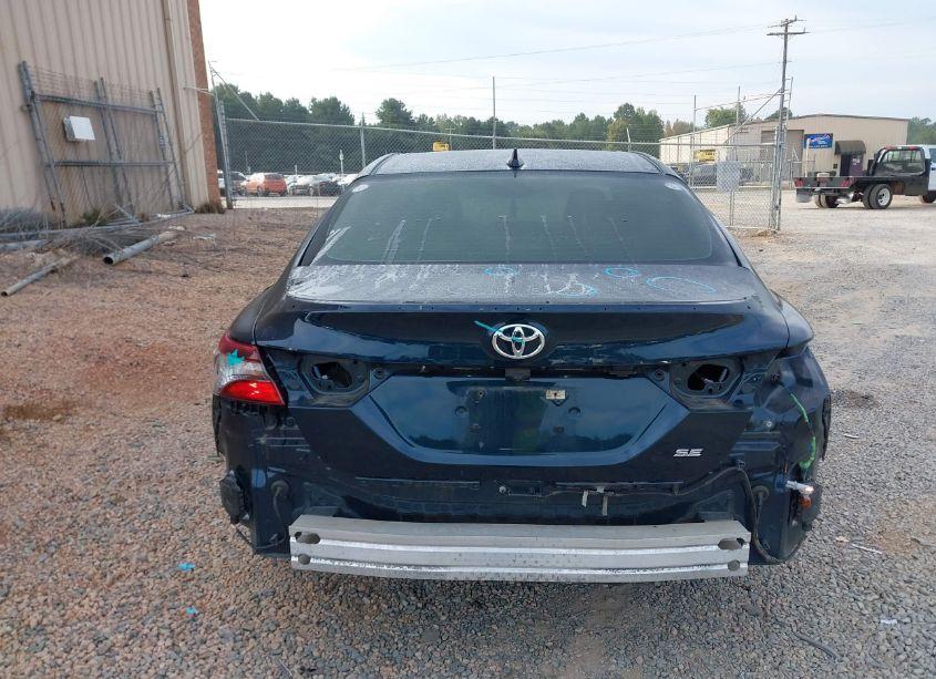 Photo 17 of 2021 Toyota Camry SE (VIN 4T1T11AK9MU607699)