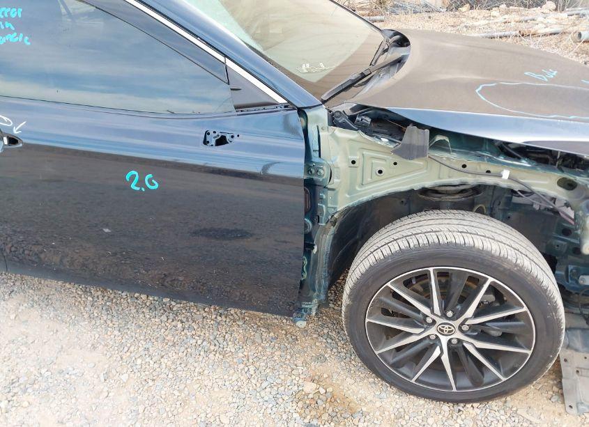 Photo 21 of 2021 Toyota Camry SE (VIN 4T1T11AK9MU607699)