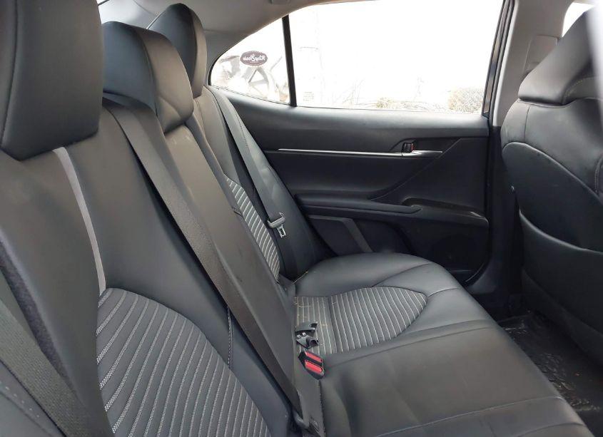 Photo 8 of 2021 Toyota Camry SE (VIN 4T1T11AK9MU607699)