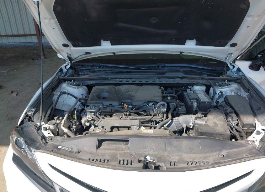 Photo 10 of 2022 Toyota Camry SE (VIN 4T1T11AK9NU040105)