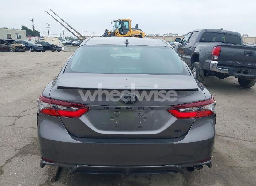 Photo 16 of 2022 Toyota Camry SE (VIN 4T1T11AK9NU052867)