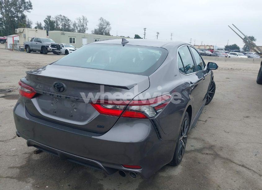 Photo 4 of 2022 Toyota Camry SE (VIN 4T1T11AK9NU052867)