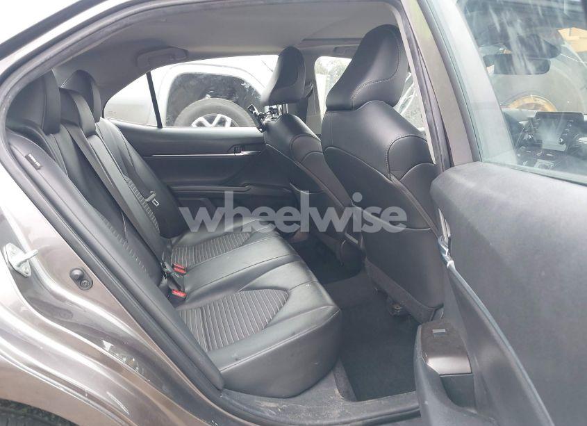 Photo 8 of 2022 Toyota Camry SE (VIN 4T1T11AK9NU052867)