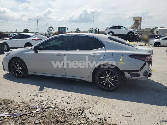 Photo 3 of 2022 TOYOTA CAMRY SE (VIN 4T1T11AK9NU062959)