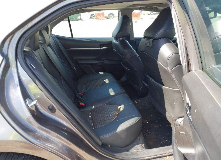 Photo 8 of 2022 Toyota Camry SE (VIN 4T1T11AK9NU619577)