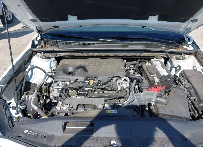 Photo 10 of 2022 Toyota Camry SE (VIN 4T1T11AK9NU670108)