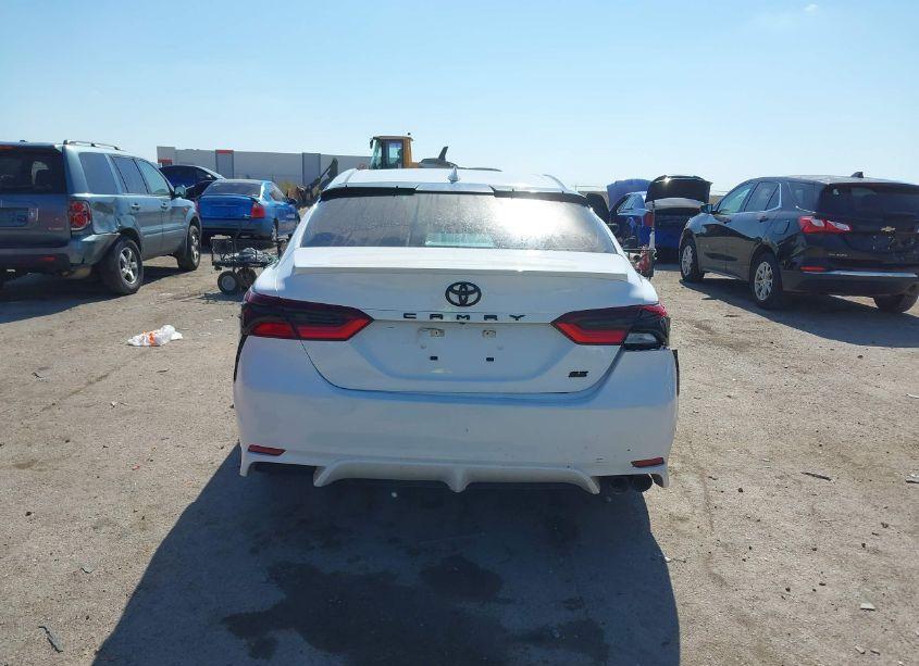 Photo 16 of 2022 Toyota Camry SE (VIN 4T1T11AK9NU670108)