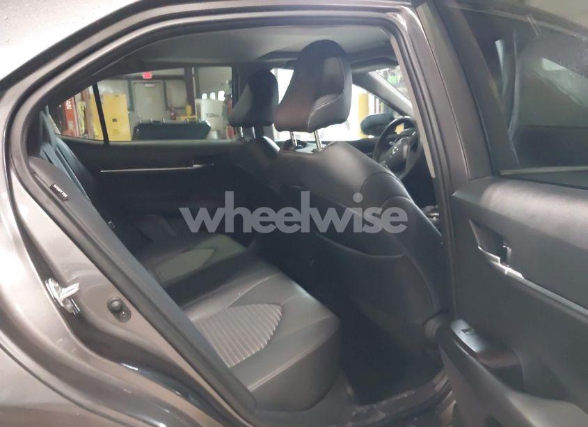 Photo 8 of 2021 Toyota Camry SE (VIN 4T1T11AKXMU578066)