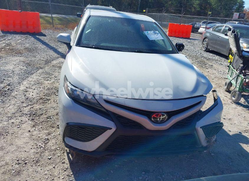 Photo 12 of 2022 Toyota Camry SE (VIN 4T1T11AKXNU031428)