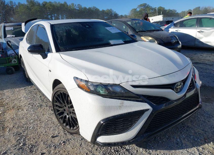 2023 Toyota Camry SE (VIN 4T1T11AKXPU167223) main photo