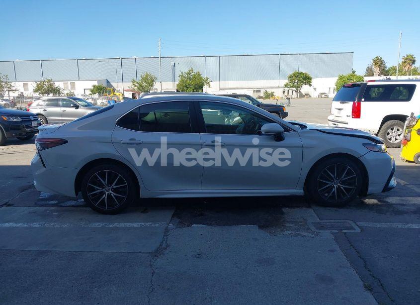 Photo 13 of 2023 Toyota Camry SE/SE NIGHTSHADE EDITION (VIN 4T1T11AKXPU188282)