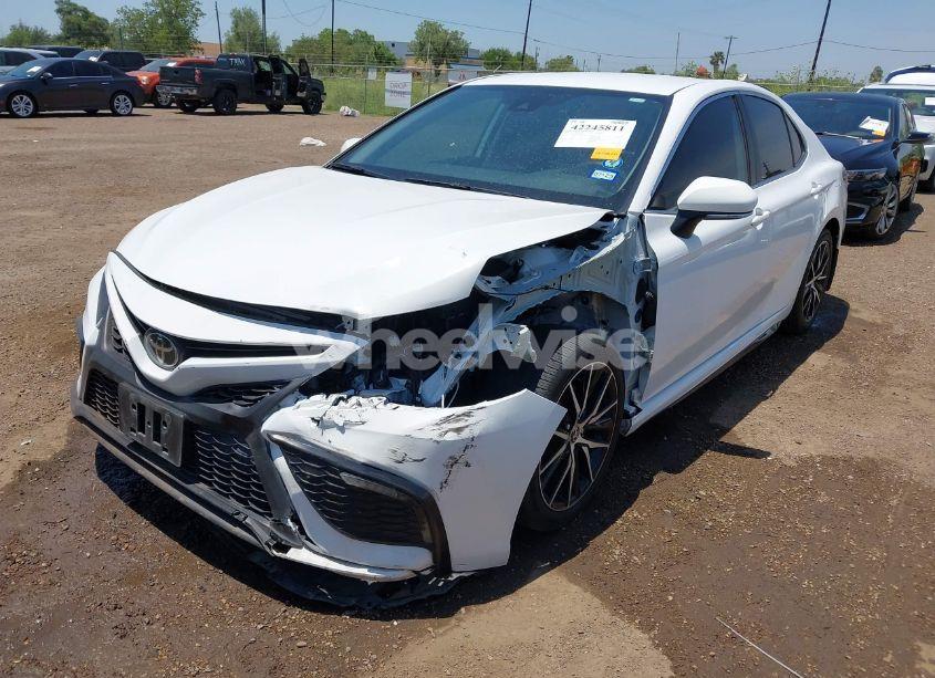 Photo 2 of 2023 Toyota Camry SE (VIN 4T1T11AKXPU783245)