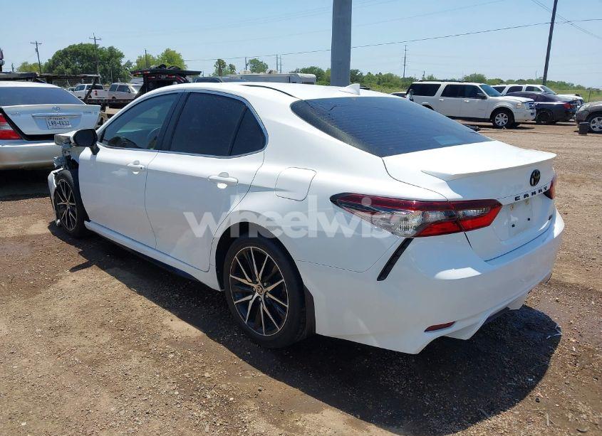 Photo 3 of 2023 Toyota Camry SE (VIN 4T1T11AKXPU783245)
