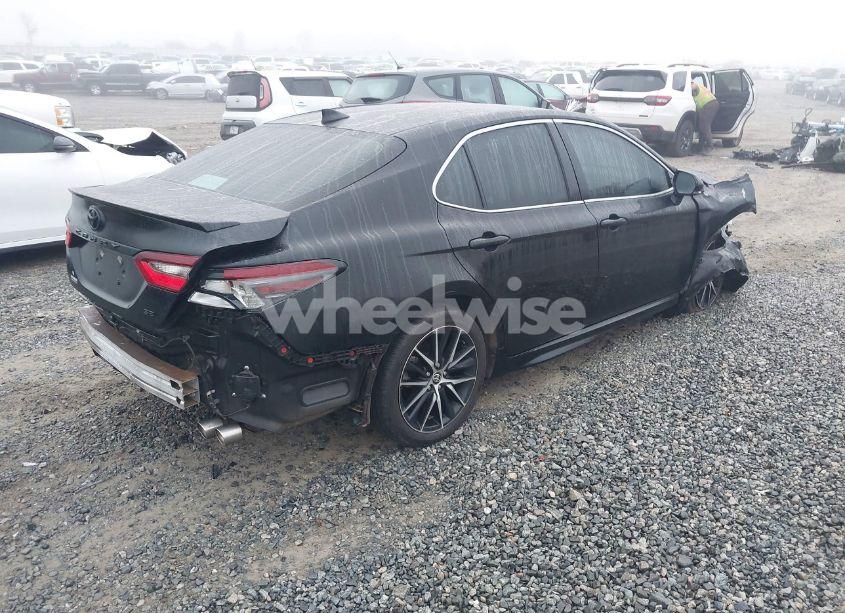 Photo 4 of 2024 Toyota Camry SE (VIN 4T1T11AKXRU850445)