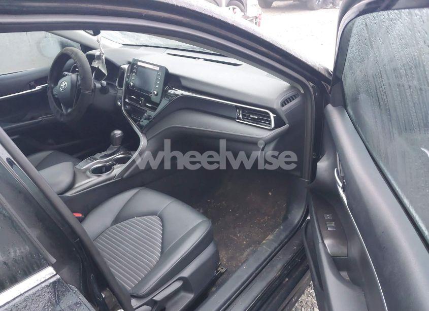 Photo 5 of 2024 Toyota Camry SE (VIN 4T1T11AKXRU850445)