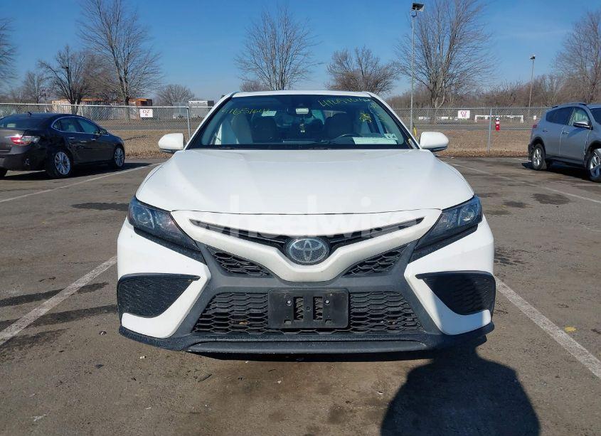 Photo 12 of 2021 Toyota Camry SE AWD (VIN 4T1T11BK0MU043939)