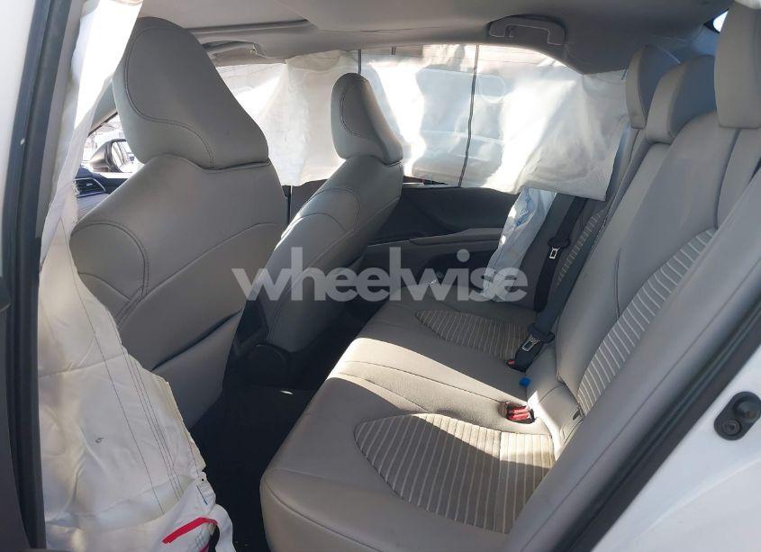 Photo 8 of 2021 Toyota Camry SE AWD (VIN 4T1T11BK0MU043939)