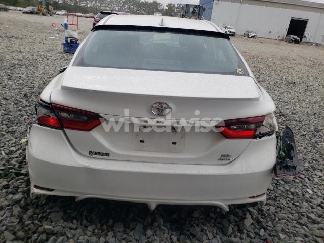 2021 TOYOTA CAMRY SE (VIN 4T1T11BK2MU025670) main photo