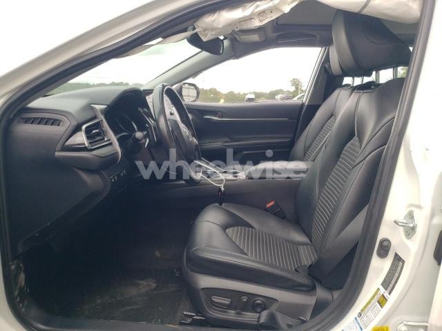 Photo 9 of 2021 TOYOTA CAMRY SE (VIN 4T1T11BK2MU025670)