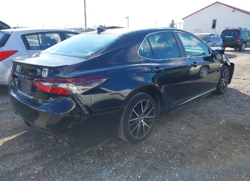 Photo 4 of 2021 Toyota Camry SE AWD (VIN 4T1T11BK2MU026057)