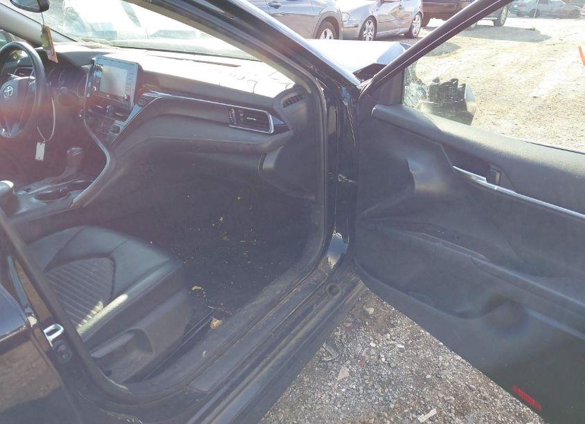 Photo 5 of 2021 Toyota Camry SE AWD (VIN 4T1T11BK2MU026057)