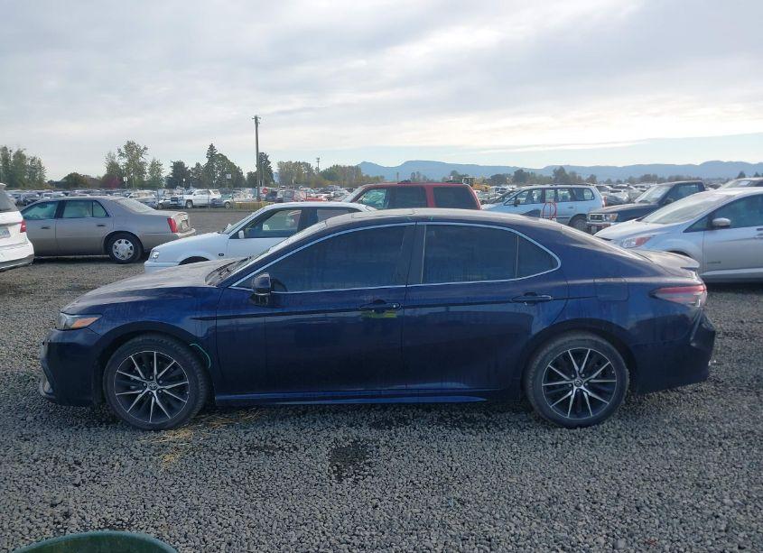 Photo 15 of 2021 Toyota Camry SE AWD (VIN 4T1T11BK2MU036510)