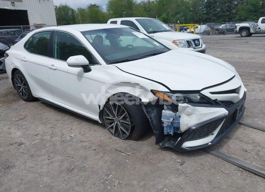2023 Toyota Camry SE AWD (VIN 4T1T11BK3PU105645) main photo