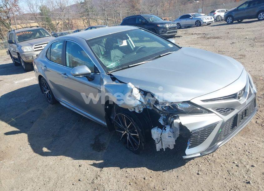 2023 Toyota Camry SE AWD (VIN 4T1T11BK4PU075538) main photo
